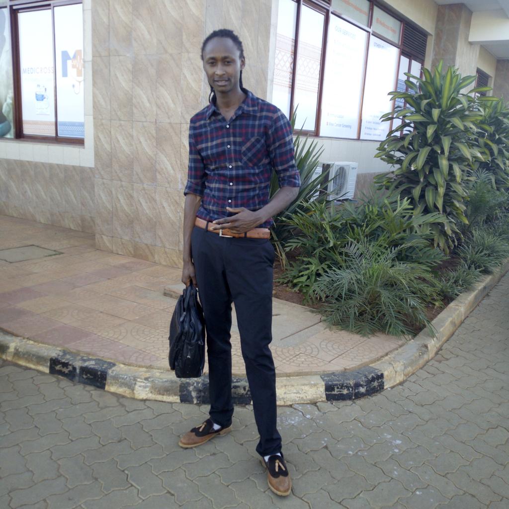 Dj_SirMe_c's tweet photo. #NewProfilePic https://t.co/VSTIJIs309