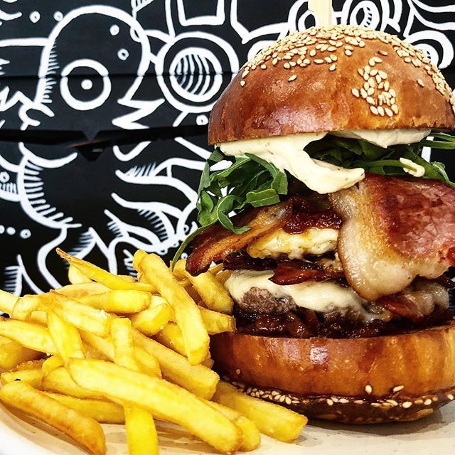 | “KEVIN BACON” BURGER |
.
@clicheexhibition brioche bun, bacon jam, two Angus beef patties, Swiss cheese, <a href="/skarasmallgoods/">skara smallgoods</a> dry cured bacon, aioli and relish. ift.tt/2D5IPtQ