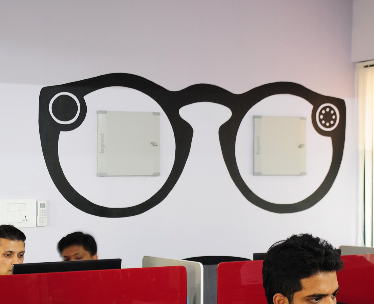Decotarium_1's tweet photo. #MakeoverMondays: Covering up sore eyes on walls with quirky murals is one of our favourite challenges. Here's a bespectacled pair of sore eyes (pun fully intended) from the InnerHeads Office in Goa.
.
.
.
.
.
.
.
#MakeOvers #WallArt #OfficeDecor #Artdeco #DecorStudio https://t.co/qmWbBRGYX6
