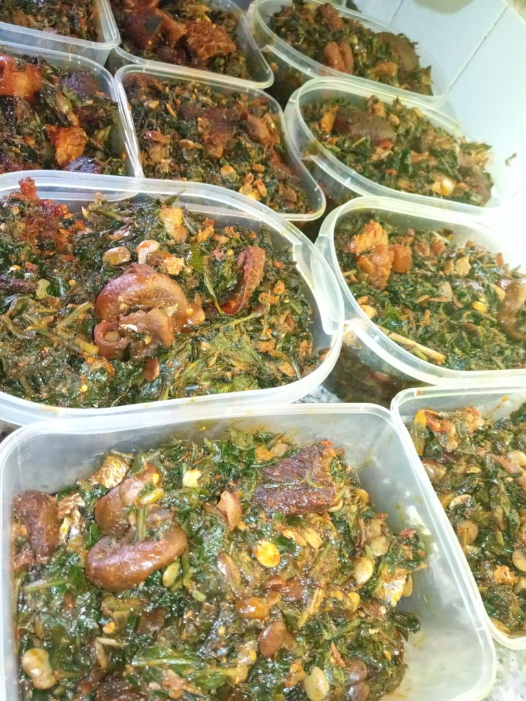 FoodsDaisy tweet picture