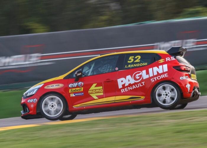 #ClioCup #Italia, che grinta con #Paglini 

La sorte non ha premiato Essecorse a Imola, sostenuta da Renault Paglini, ma che prova di carattere. Leggi la notizia completa qui: renaultpaglini.it/clio-cup-itali…