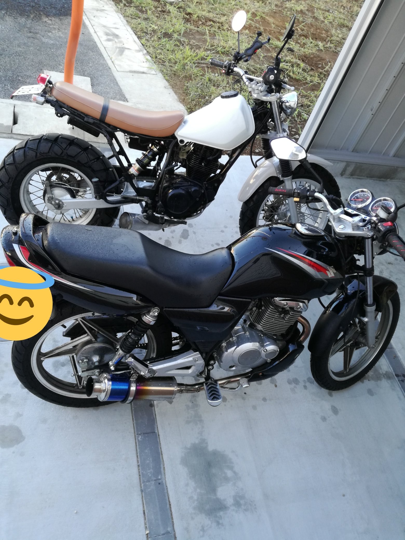 しゅんすけ Tw0 En125 Twitterren ヘルメット変えようかなぁ ˊᵕˋ おすすめ教えてくださーい バイク乗りと繋がりたい Tw0 En125 バイクのある風景 バイク川崎バイク T Co 8qu5tdukjv Twitter