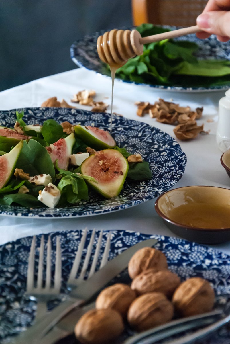 je vous propose de tester une recette de salade de pousses d’épinards aux figues. Saviez-vous que la partie antioxydant de l’épinard est supérieure à celle de la salade verte classique? cookandgoute.org/salade-de-pous…