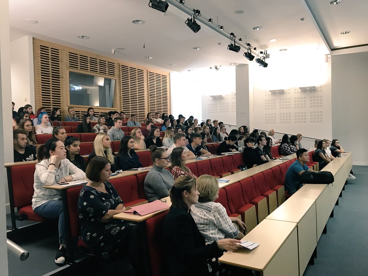 DrSallyEverett's tweet image. As our various welcome talks kick off I am delighted to meet business and law students today in Chelmsford #welcometoARU. It marks the first formal meeting of our new look exciting Faculty of Business and Law! Get involved! Have fun! @ARU_BusinessSch