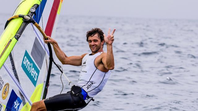 Le véliplanchiste Pierre Le Coq, pôle France Voile à #Brest, termine en bronze à Enoshima via <a href="/OuestFrance/">Ouest-France</a> >> bit.ly/2peTx7u #voile #finistère
