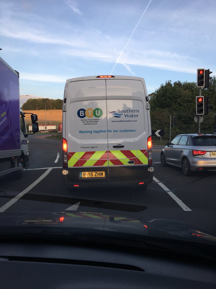 wormstown's tweet image. @SouthernWater driver of this van was driving #erratically #dangerously #undertaking and cutting off vehicles. He then became #verbally #abusive to another #motorist when challenged. I’ll expect a reply before sharing my dashcam footage with the #Police #RoadRage #A299 #A249 #M20