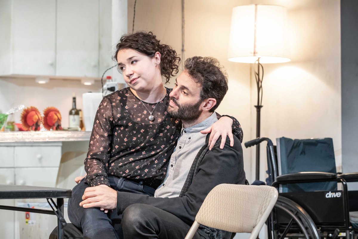 Hamps_Theatre's tweet photo. Tune in to @BBCRadio2 today for Steve Wright in the Afternoon to catch The Humans star Sarah Steele 📻 #HTTheHumans #DoTodayWright
LISTEN LIVE: https://t.co/7tdWqNSz5m https://t.co/if2qHP1Dw3