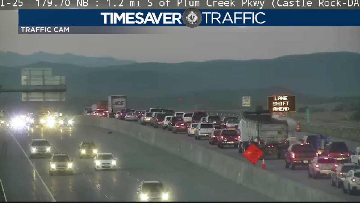 SamBoik's tweet photo. Construction crews are still out and about on I-25 near Tomah Rd, the I-25 Gap Project already causing traffic problems for commuters #cotraffic https://t.co/ldG6L5aHkT