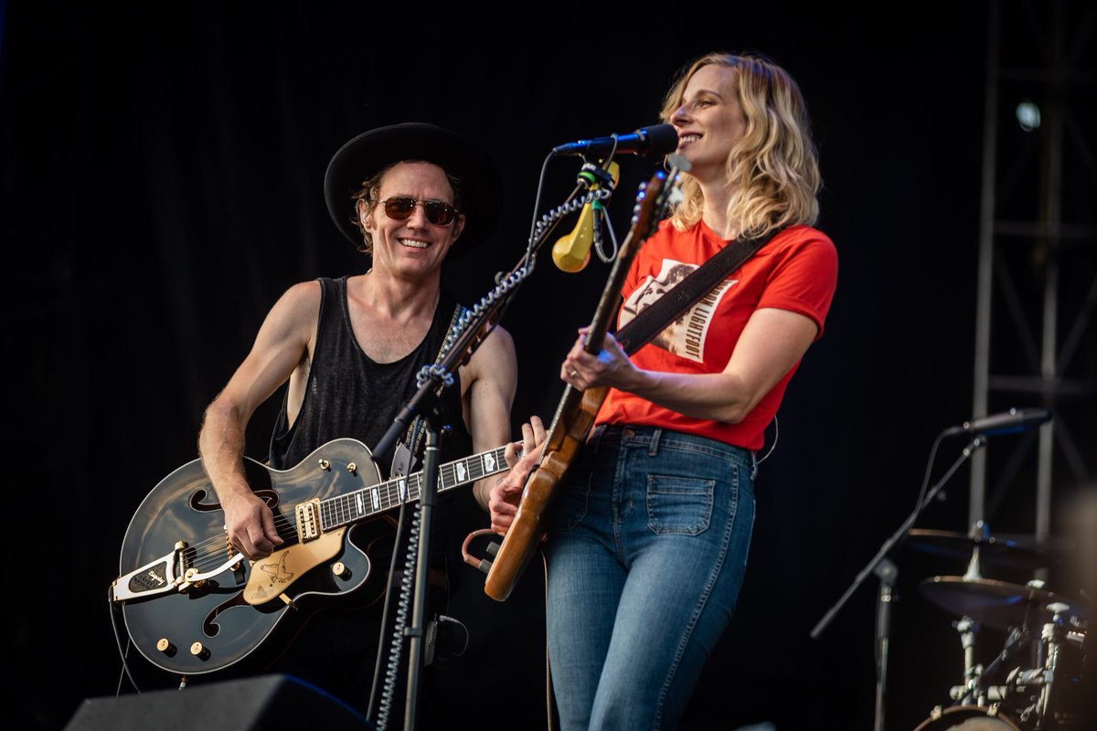 jpeltzer's tweet photo. Started off my final afternoon of @CityFolkFest with a great show from @wearewhitehorse #DailyPhoto #MyOttawa #CityFolk2018 https://t.co/zcVRSqIvFI