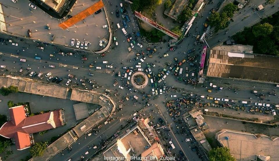 blogISB's tweet photo. Hello Pindi Folks. Can you guess what ‘chownk’ this is? 🤔 https://t.co/Eh3ulNkKmR