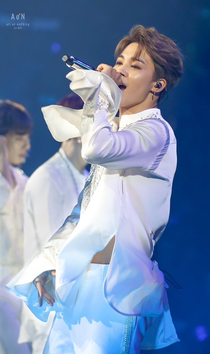 btspiics1's tweet photo. @bts_bighit #JIMIN - 💜 #LoveYourselfinFortWorth https://t.co/CM3gLYUAcy