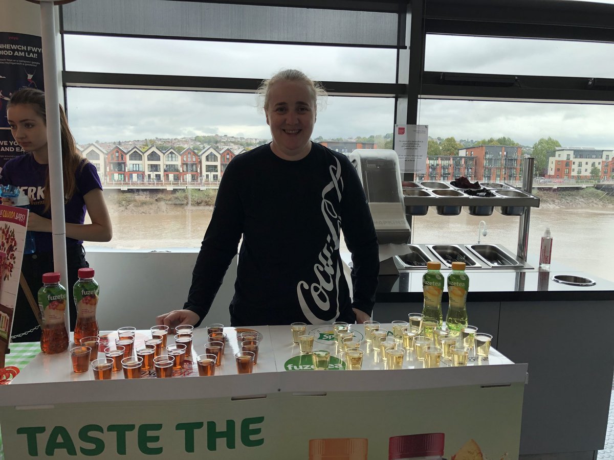 clarewinfield66's tweet photo. Come along to our food tasters at Newport Food court @UniSouthWales #freshers #cocacola #perkier #vithit #innocent #tiffinsandwiches https://t.co/oMiCpavPIg