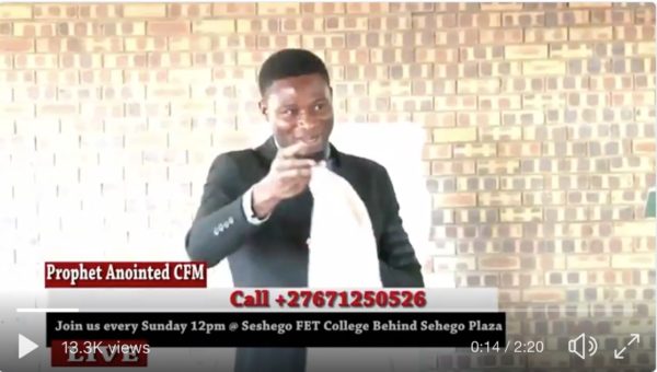 FakazaNews's tweet photo. In Limpopo: Nigerian pastor vomits money | Watch https://t.co/ReW54WY9NU https://t.co/Y4w3RwCLHU