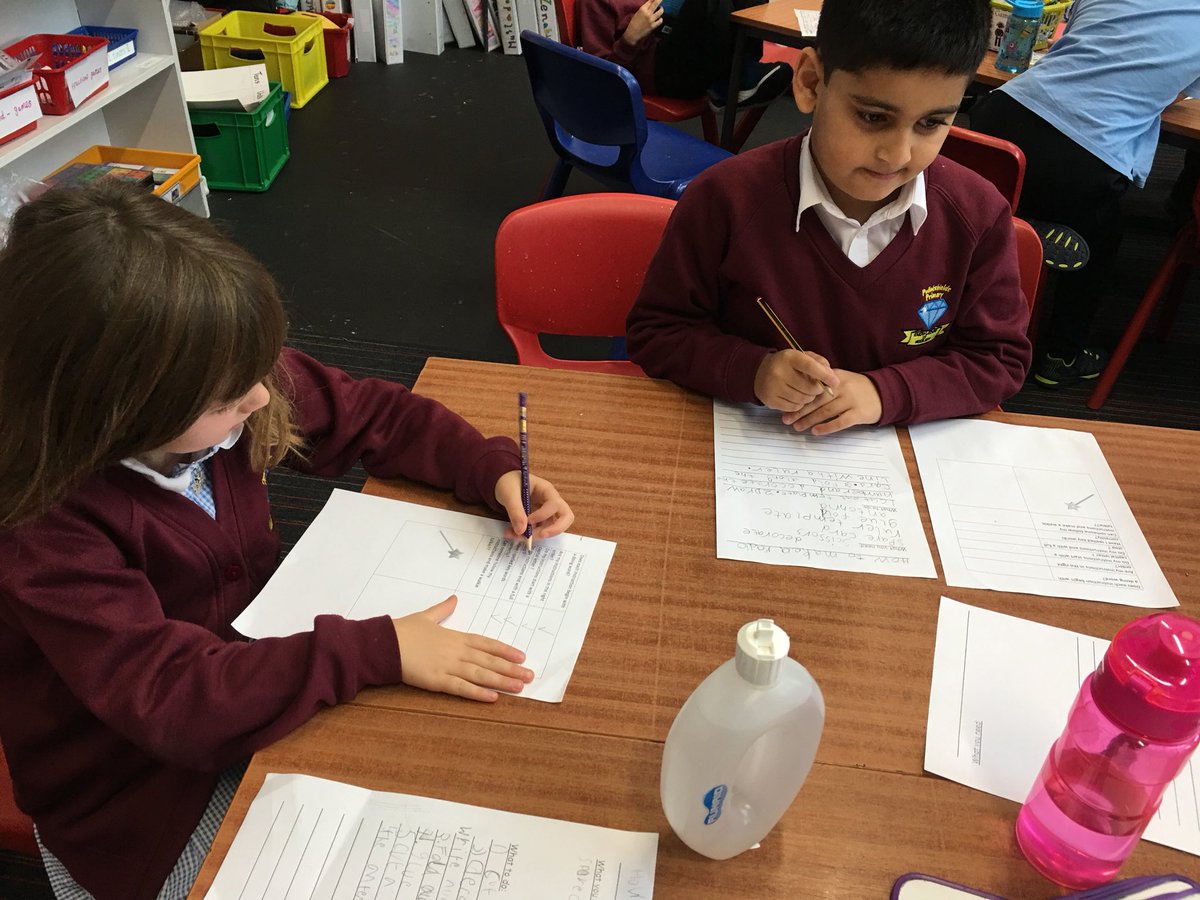 pollokshieldsps's tweet photo. Some fabulous writers in P4 today as we created instructions on how to make a walkie talkie. P4 are learning about the Emergency services as part of their IDL #joiningupthelearning https://t.co/C82EYykPkm