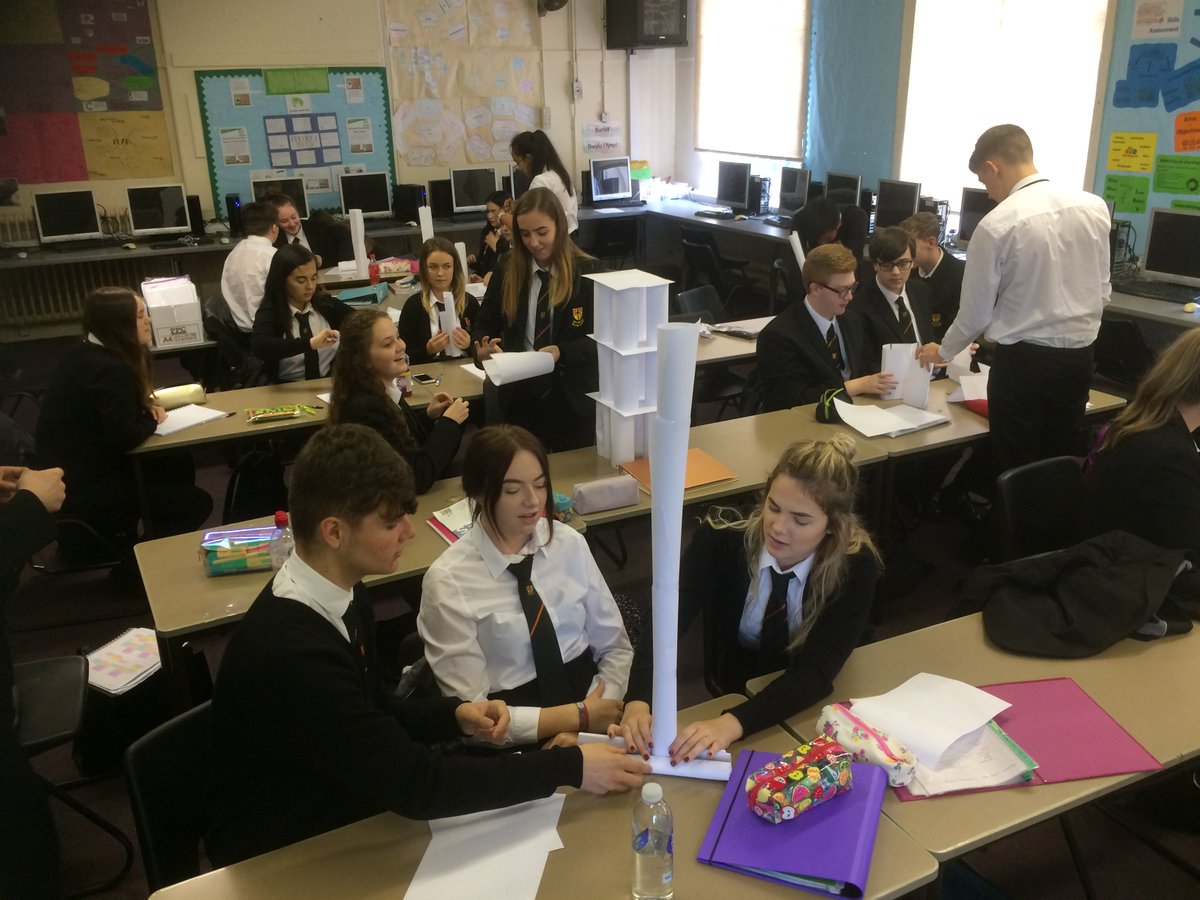 HBrynteg's tweet photo. More skills development with @HBrynteg #aimsandobjectives #problemsolving #creatvity https://t.co/pN7bkiVF89