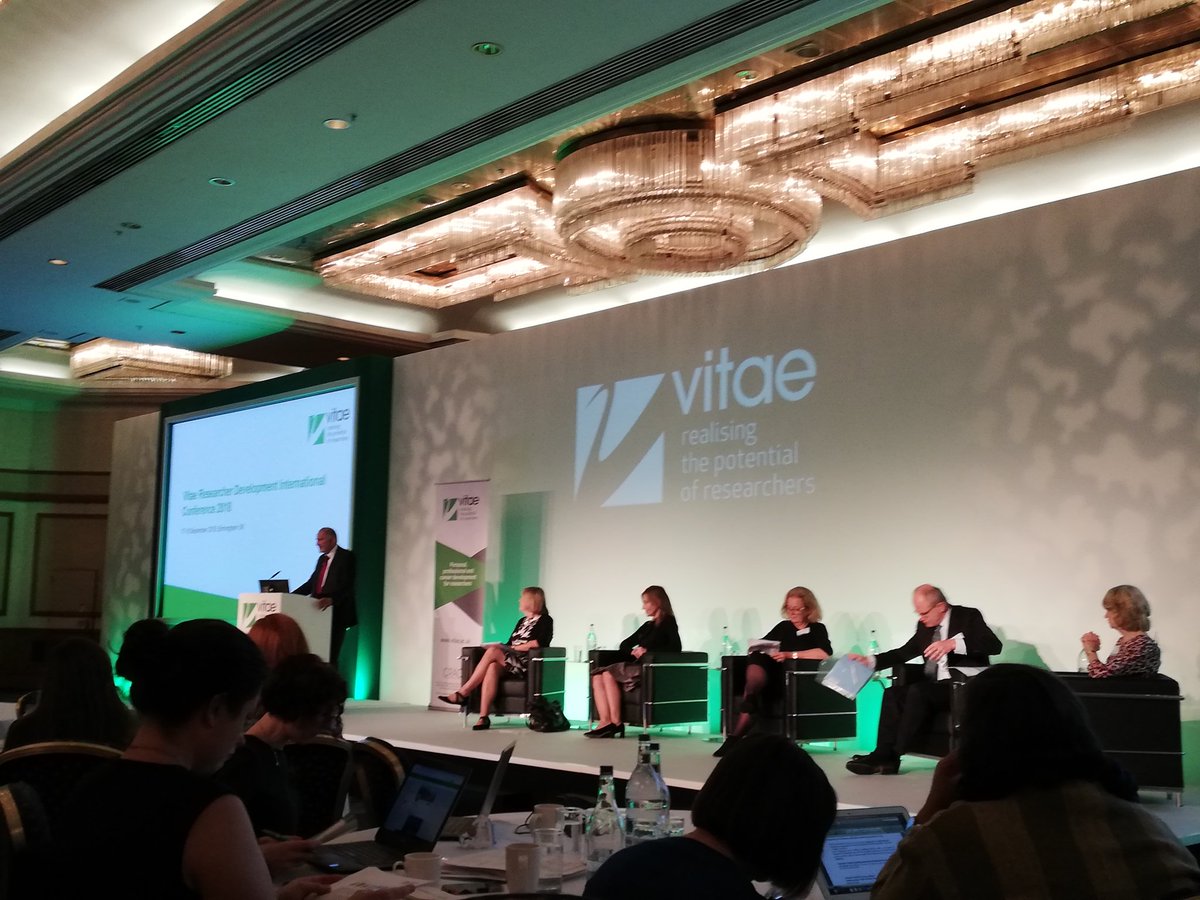 nuriabapuxan's tweet photo. Personal, professional and career development for researchers
Attending the VITAE Researcher Development International Conference 2018 #vitae2018, @_BIST @ICIQchem @CRGenomica https://t.co/HnZ00L2u55
