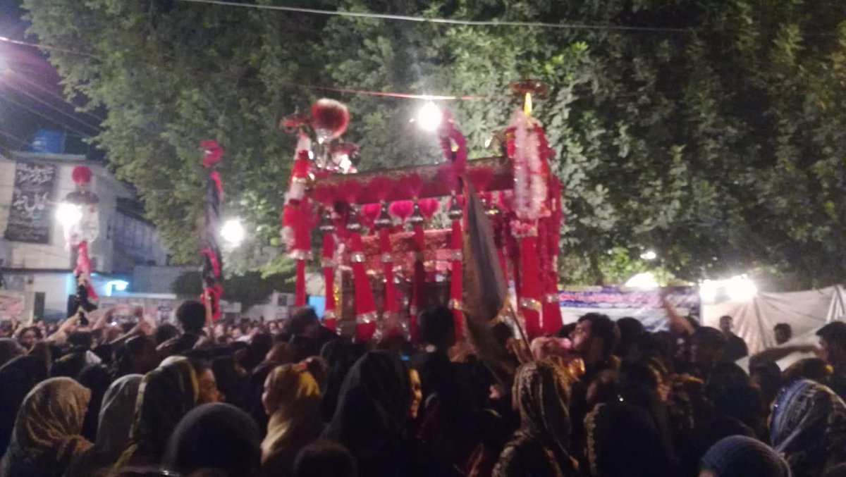 najfi313's tweet image. تابوتِ شہزادہ علی اکبر بادشاہ سرکار علیہ سلام

کالی کوٹھی لاہور اقبال ٹاون

#HussainSaveHumanity
#HussainSabKa