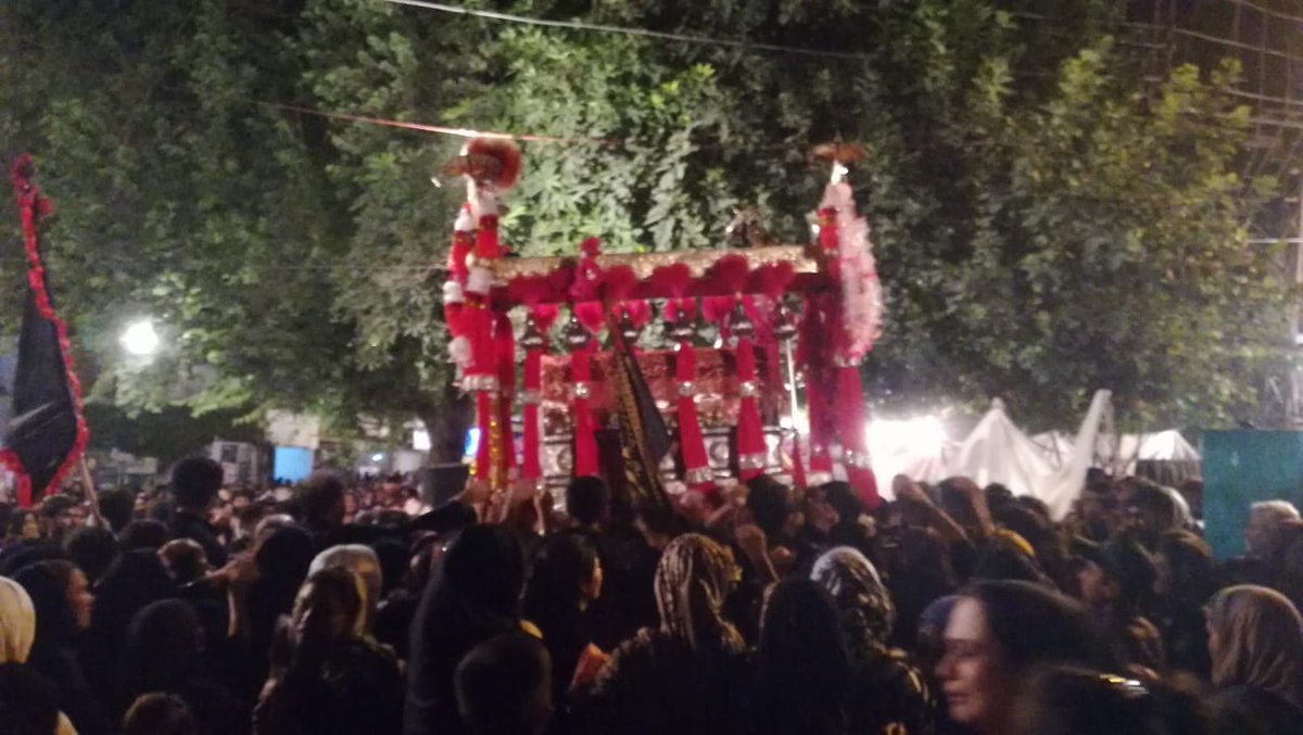 najfi313's tweet image. تابوتِ شہزادہ علی اکبر بادشاہ سرکار علیہ سلام

کالی کوٹھی لاہور اقبال ٹاون

#HussainSaveHumanity
#HussainSabKa