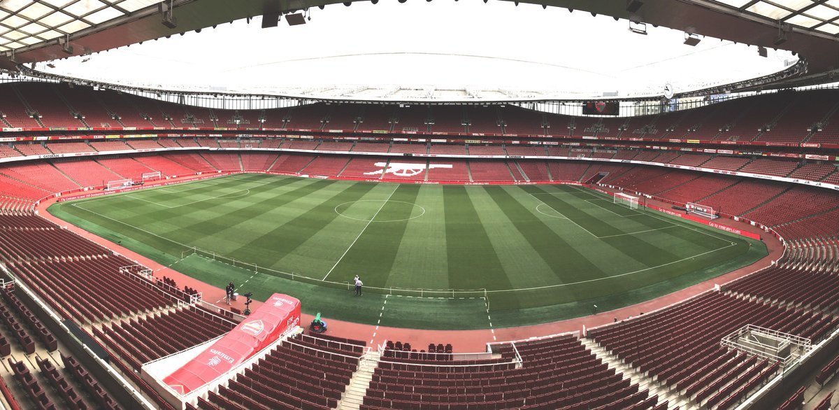 FourFourTweet's tweet image. We have 4x tickets to give away for Arsenal vs. Everton this Sunday.

To enter...

1. RT this tweet
2. Follow @carling &amp;amp; @FourFourTweet 

Winner announced Thursday - good luck!