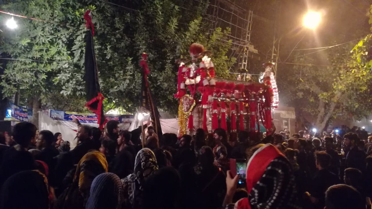 najfi313's tweet image. تابوتِ شہزادہ علی اکبر بادشاہ سرکار علیہ سلام

کالی کوٹھی لاہور اقبال ٹاون

#HussainSaveHumanity
#HussainSabKa