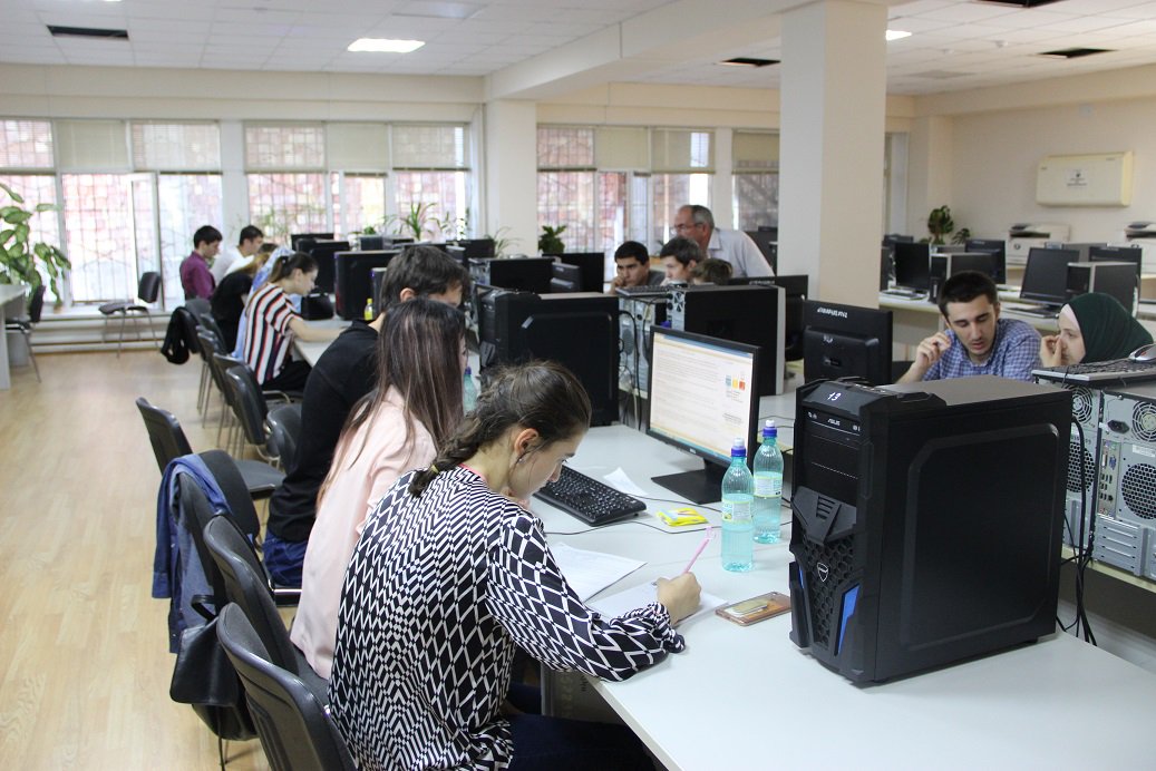 На базе ДГУ прошел квалификационный этап четвертьфинала чемпионата мира по программированию ACM-ICPC Южного подрегиона

Подробнее читайте на нашем сайте...