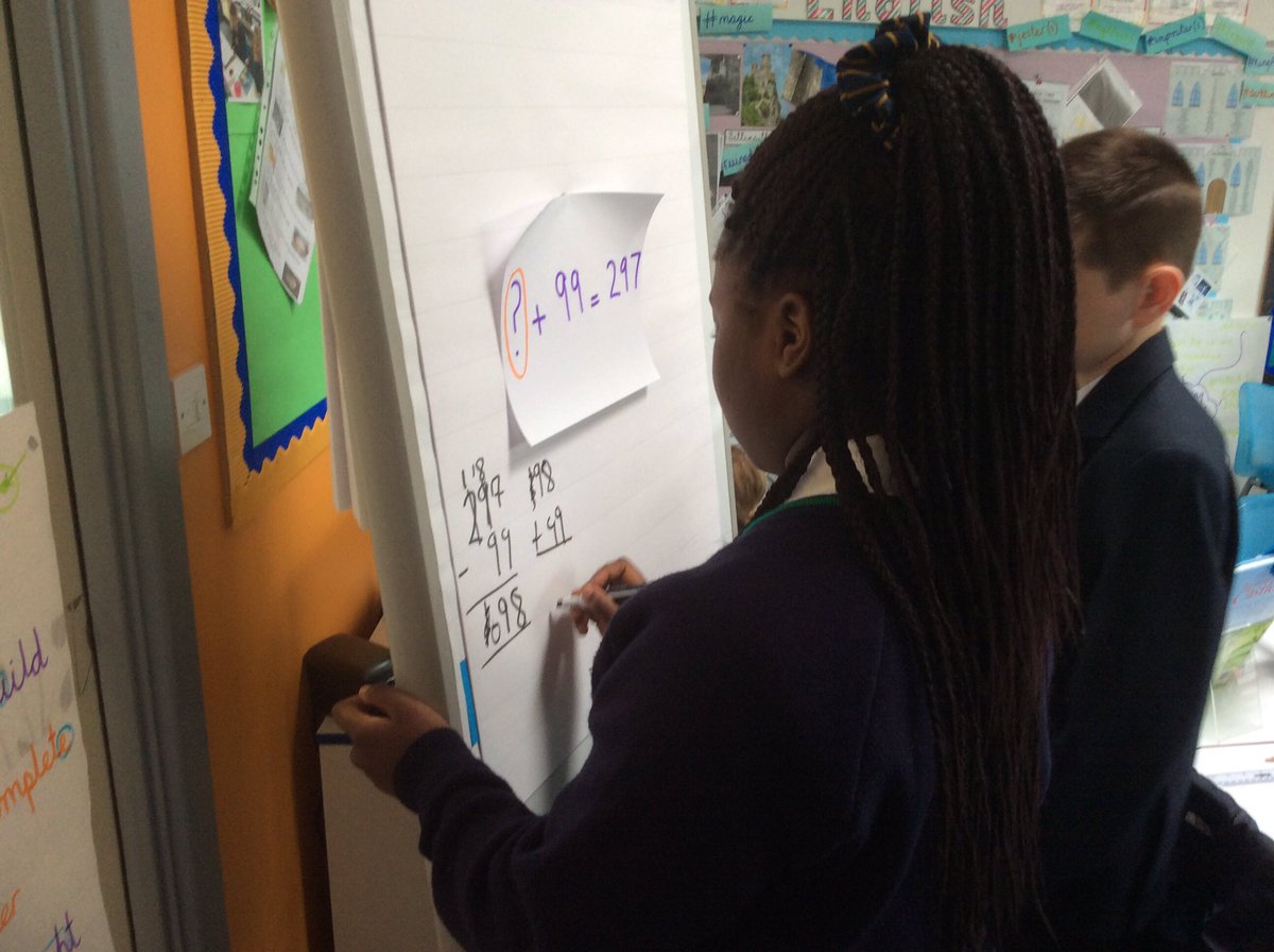 Classof206tLTPA's tweet photo. Calculating missing numbers using the inverse #usequestionsfromFridaytests #reactiveteaching https://t.co/H9eSm45Ssx