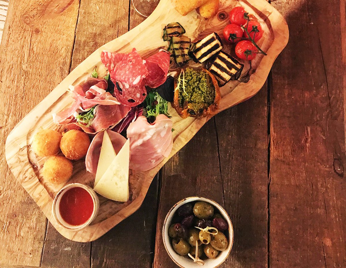 Guste_Remo's tweet photo. We start a #NewWeek!!! Do you know we have room for your #PrivateEvent or #Party ? Contact us if you are looking for the best #ItalianDishes and #Service near #Paddington #Bayswater and #NottingHill https://t.co/wMx2yW81Xo https://t.co/s767WKb53K
