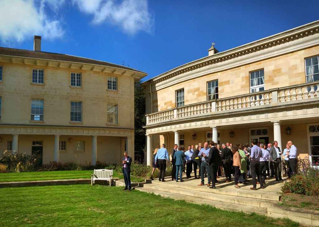 gilesthurston's tweet photo. Everybody making the most of the beautiful #cambridge sunshine, during the first coffee break at the #huron annual #lifescience summit #pharma #biotech #digitalhealth https://t.co/Tzd0L9lApO