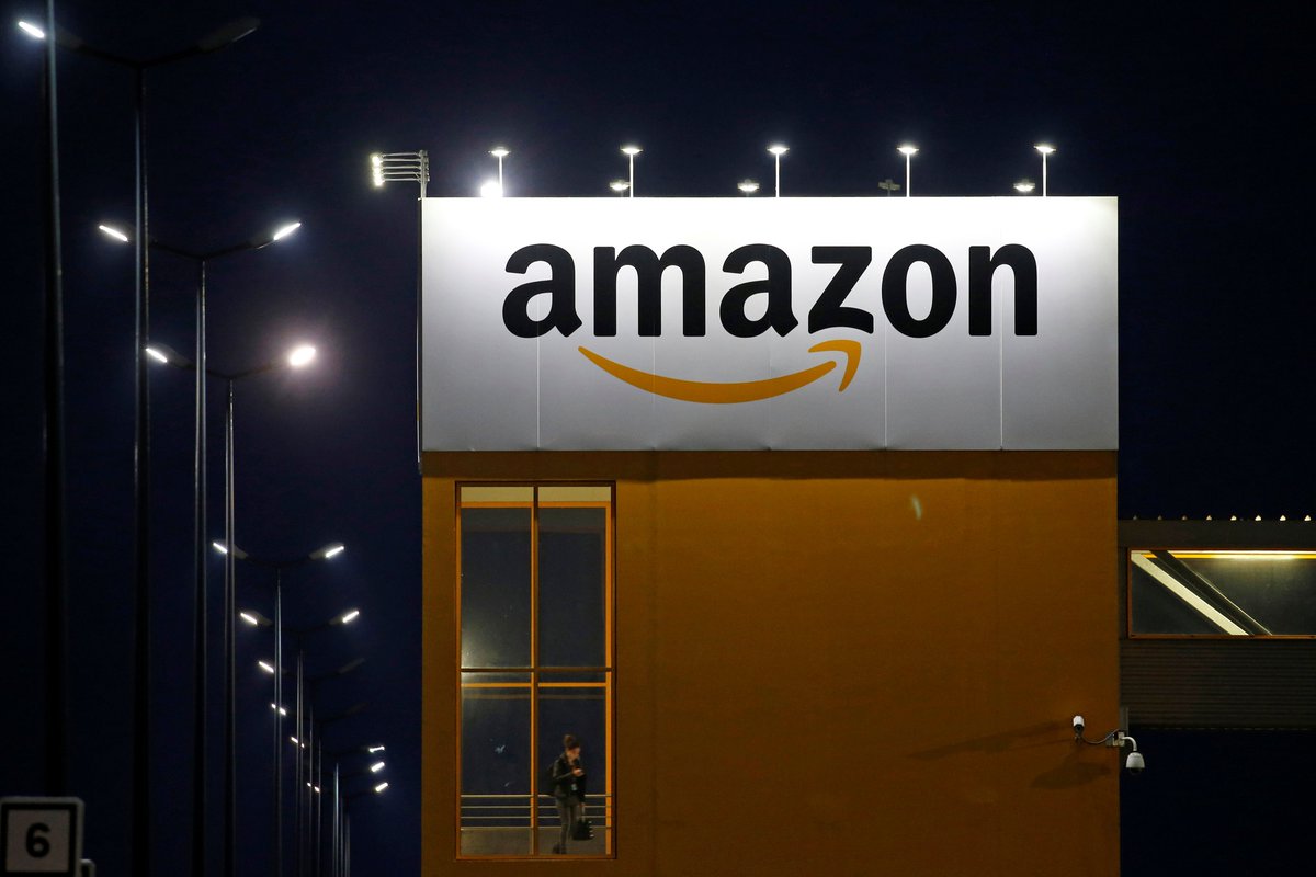 ReutersBiz's tweet photo. JUST IN: Amazon conducting a thorough investigation of claims regarding staff leaking data for bribes - spokesperson $AMZN https://t.co/iCWQyDNFeG