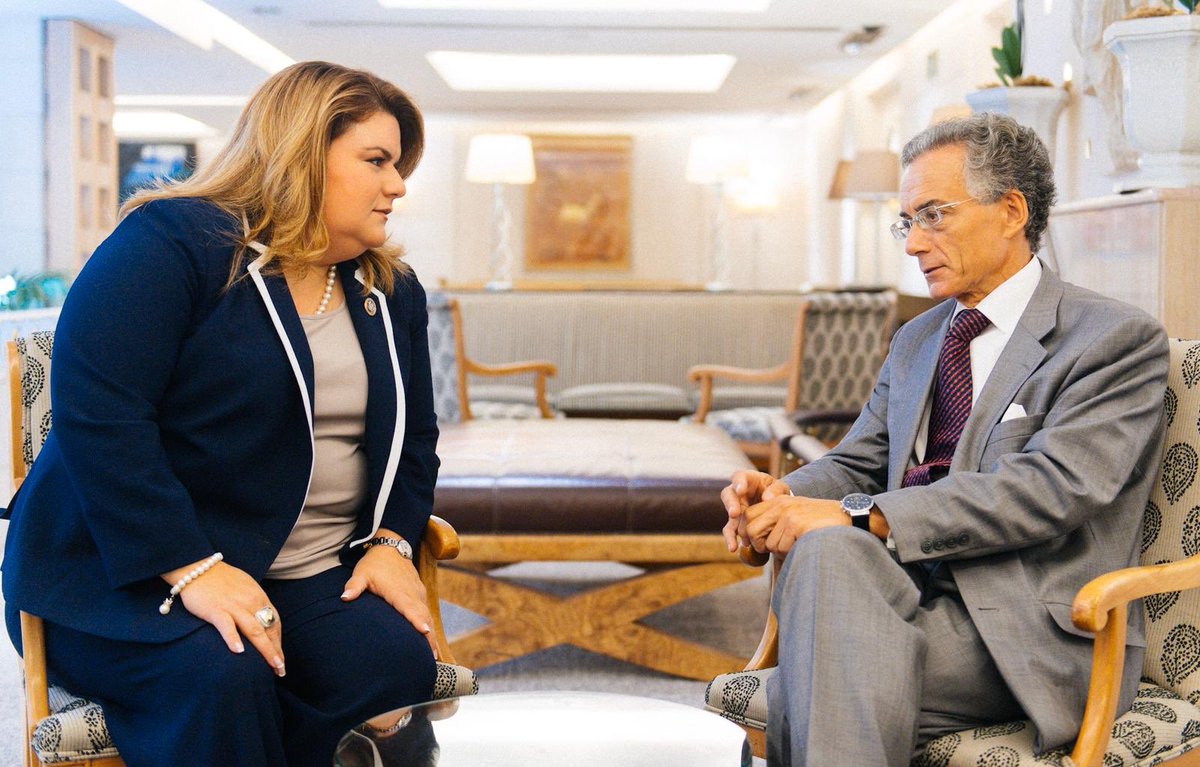FundConEspEEUU's tweet photo. Primer encuentro entre @RepJenniffer y el Secretario General de la Fundación Manuel Lejarreta. Así comienza la intensa agenda que hemos preparado con motivo de su visita a #España, que coincide con el inicio del #HispanicHeritageMonth #PublicDiplomacy #USSpain https://t.co/BdS3v5rngo
