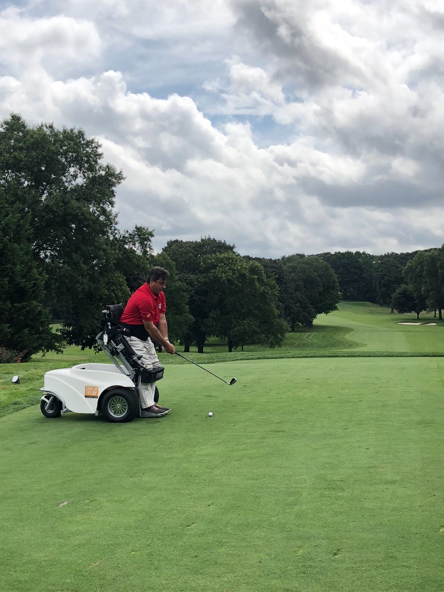 ViscardiCenter's tweet photo. Starting the day with a fascinating #Paramobile demo from @standupandplay1 - a nonprofit helping people with disabilities play golf with innovative adaptive sports equipment. #paragolfer https://t.co/KMT7ANCI49