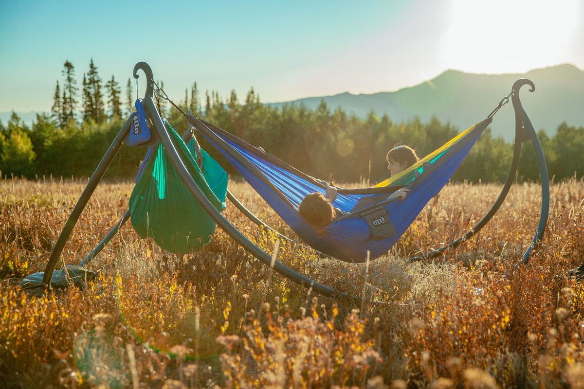 ENOHammocks's tweet photo. The ENOpod is the ultimate hangout spot when you're short on trees! Perfect for backyard, basecamp, or any event in need of an awesome spot to kick back!

https://t.co/N0RGMcUy00

#ENOpod #hammockstand #relax #getoutandhammock #ENOnation https://t.co/2ADLH9NiVL