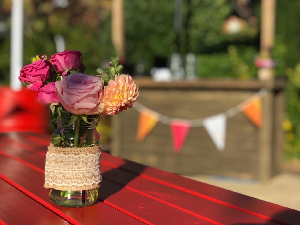 AimeeTTA's tweet photo. All set up &amp; ready for this evenings festival themed event #eventprofs @TheTurnerAgency #festivaltheme https://t.co/XvLMiT3MR0