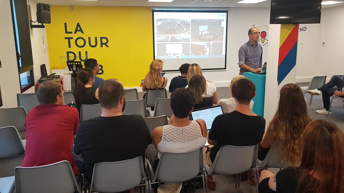 blendwebmix's tweet photo. Il y a les sérieux...Et les sérieux ! Quelle que soit la méthode on avance et on passe une bonne soirée en #brigablend pour organiser #blendwebmix. 🤩 Tu viens ? https://t.co/9ia6373Por https://t.co/VWXqeYtnIW