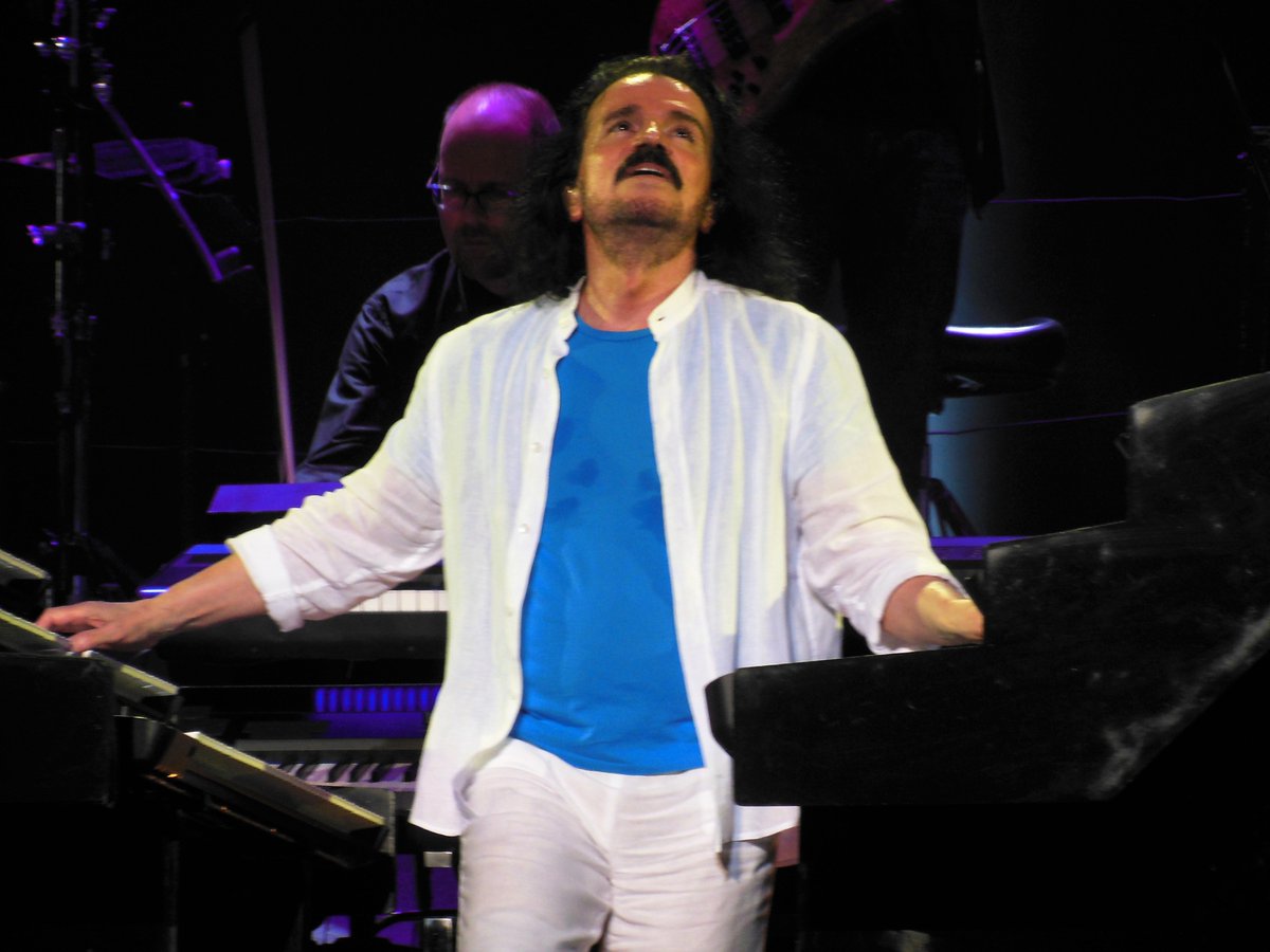 ReginaMBrazil's tweet photo. @Yanni 's music makes everything better! #Yanni25 #Yanni #MusicMonday #Boston #YanniConcert #dreamscometrue #dreams #DREAMSHOW Pic taken by me in Boston ๐ https://t.co/GMixTI6vvK