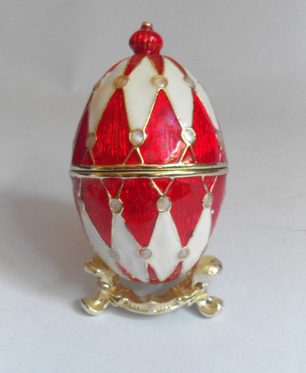 CartersCollecta's tweet image. (Boxed) Decorative egg shaped "Harlequin" ring/pill/trinket box

*Reasonable Offers considered
*Free UK Shipping
*#InspectAndCollect

carterscollectablesuk.co.uk/Decorative-Har… 
#CCUK4S 11554 #FollowVintage #antiqueclique #eShopsUK #noths #giftideas #WDYT #boxes #eggs #tchotchke