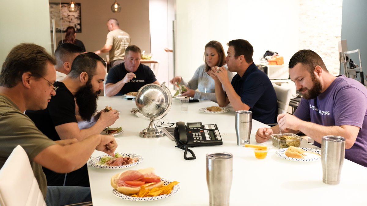 laserlocators's tweet photo. We're finally putting our beautiful new kitchen to use! The Laser Locators team always looks forward to company lunches...we love where we work! #HappyEmployees #CompanyLunch #WellFed #MondayFun #TeamBonding #NewKitchen #WeLoveWhereWeWork #LaserLocators https://t.co/2y1npEaBRm