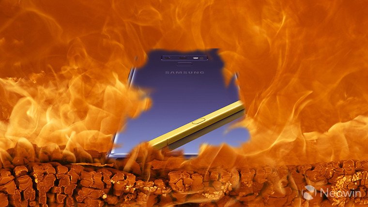 NeowinFeed's tweet image. A Samsung Galaxy Note9 caught fire in a woman&apos;s bag neowin.net/news/a-samsung… #GalaxyNote7
