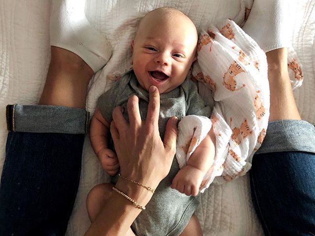 AprilSoderstrom's tweet image. Lex - Making Mondays a little brighter. ☺️ #smiley .
.
.
#sevenweeks #newborn #babyboy #mondaymotivation #sohappy #adenandanais #love #myheart #timetowork #sodistracting 😜 ift.tt/2NMQkKm