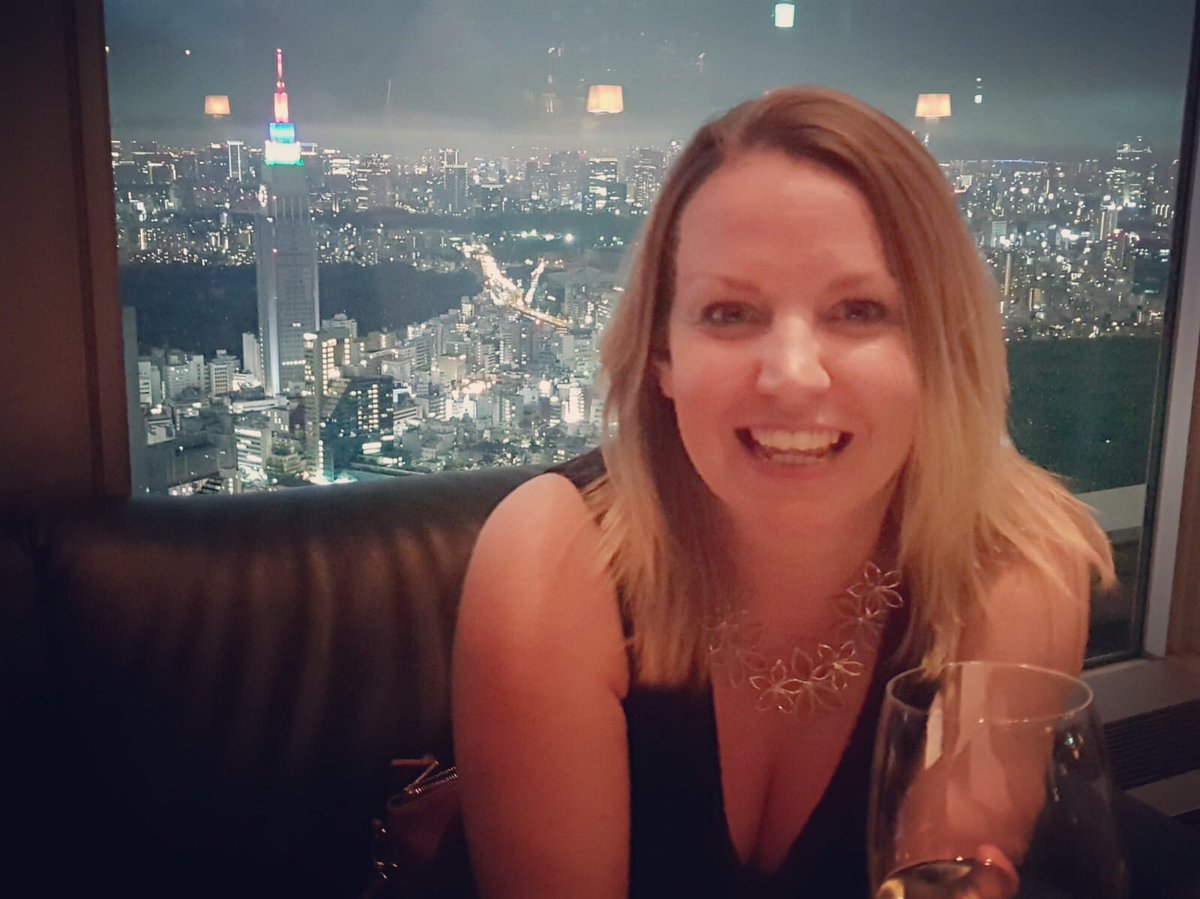 Skellylicious's tweet photo. Drinking Mr Capcom wine 52 floors above Tokyo. I’m nothing if not on brand 🗼🍸 #Kenzowine #Capcom #PRonTour https://t.co/GI17qub3Bs