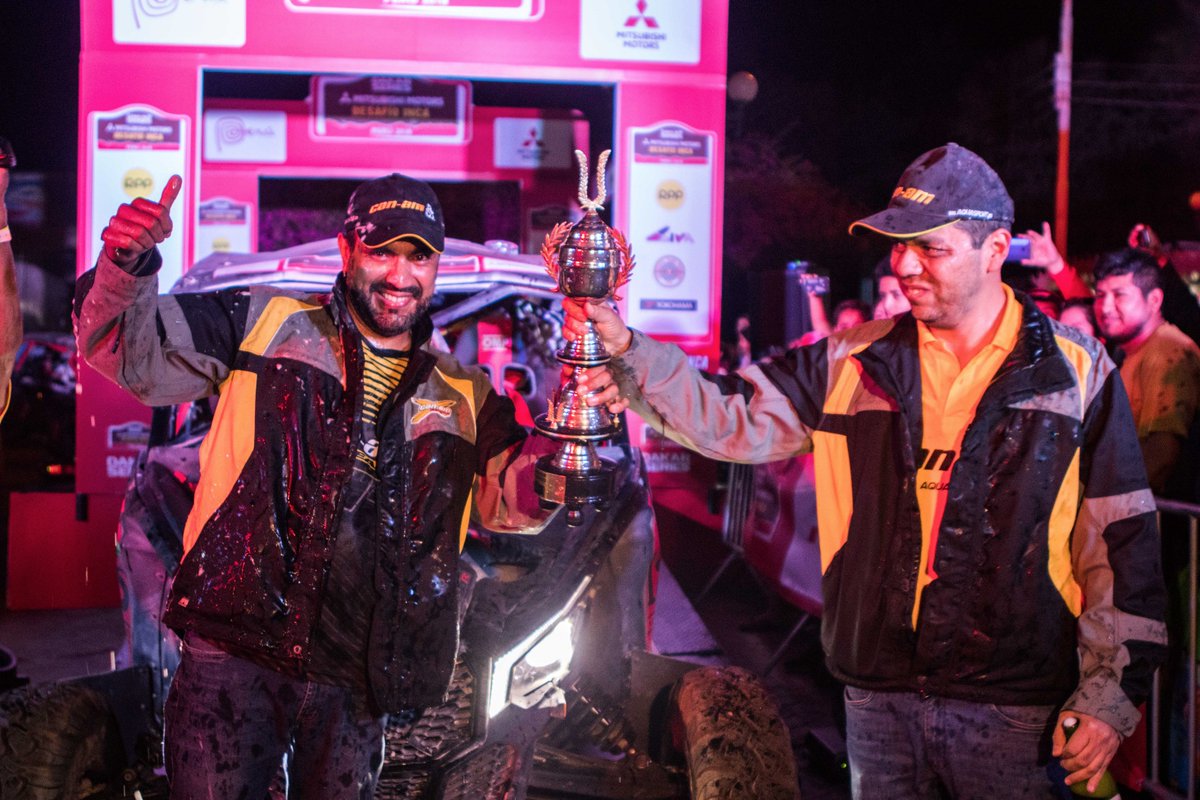 Mitsubishi Motors Desafío Inca (@desafioinca) on Twitter photo Los ganadores del Mitsubishi Motors @desafio_inca 2018👇
🥇Moto: <a href="/GoncalvesSpeedy/">Paulo Gonçalves</a>
🥇Auto: Orlando Terranova
🥇Quad: <a href="/chavo_mx1/">Chavo Salvatierra</a>
🥇UTV: <a href="/CaseyCurrie/">Scott Redler</a>
🥇Camión: Hector Garcia
📸 A.S.O. / Jeyson Escalente
#DesafioInca Los ganadores del Mitsubishi Motors @desafio_inca 2018👇
🥇Moto: <a href="/GoncalvesSpeedy/">Paulo Gonçalves</a>
🥇Auto: Orlando Terranova
🥇Quad: <a href="/chavo_mx1/">Chavo Salvatierra</a>
🥇UTV: <a href="/CaseyCurrie/">Scott Redler</a>
🥇Camión: Hector Garcia
📸 A.S.O. / Jeyson Escalente
#DesafioInca