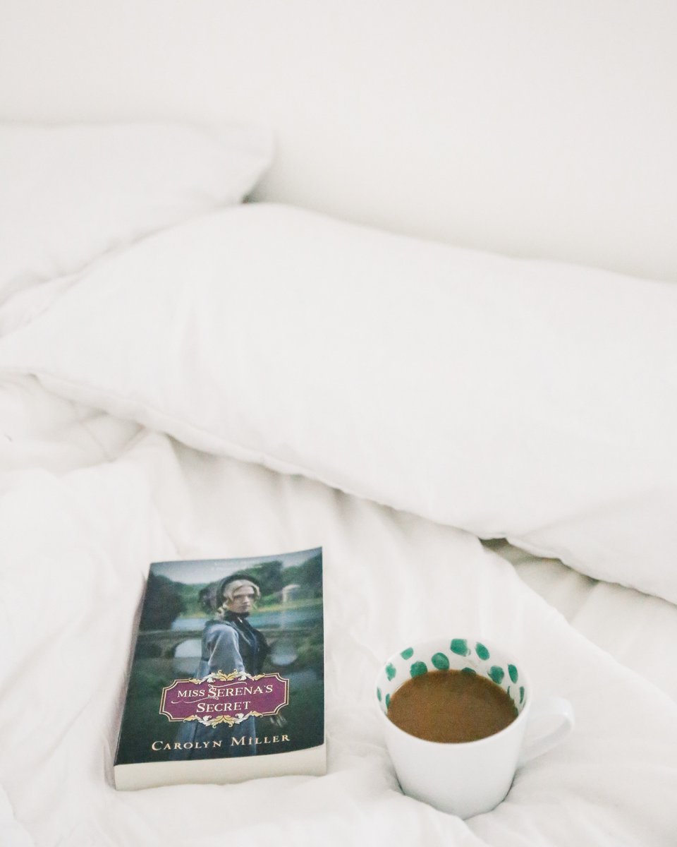 KregelBooks's tweet photo. Who else wishes they could grab a cup of coffee, a good book, and head *back* to bed this morning? ✋
"Miss Serena's Secret" available here → https://t.co/BbeGN4V5s7
#MondayMood #MissSerenasSecret #RegencyBrides https://t.co/xb3Jwksx7z
