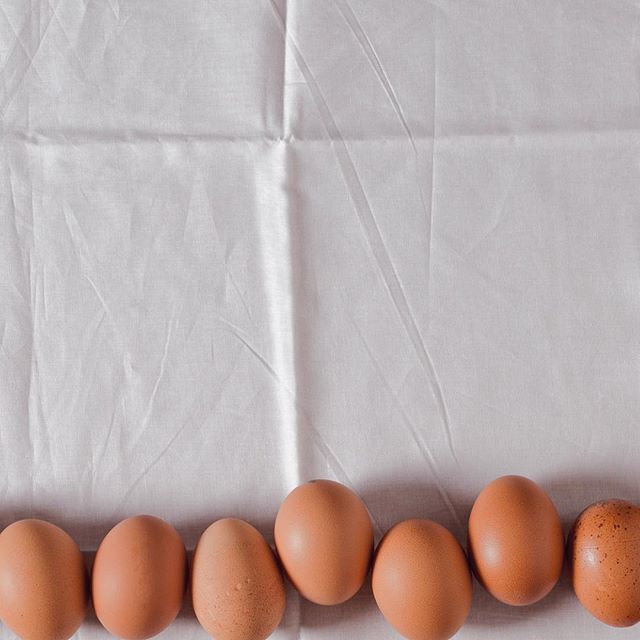 agoisfoto's tweet photo. Lunes
Huevos | Eggs
#foodphotography .
.
.
.
.
.
.
.
#breakfast #foodblogger #morningslikethese #epicurious #thenewhealthy #feastagram #eggs #homecooking #recipe #eeeeeats #foodie_features #thekitchn #cleaneats #gloobyfood #forkyeah #cleaneats #foodstagram #homemade #feedf… https://t.co/a28xPcUmLM