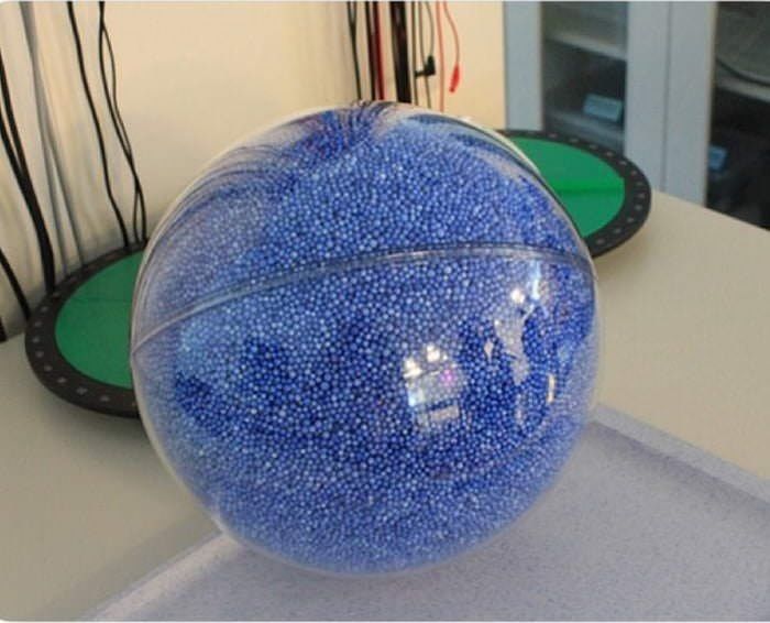 Very powerful real life dataviz shows how many of our earths would fit into our sun. Source: reddit.com/r/pics/comment… #Science #Space