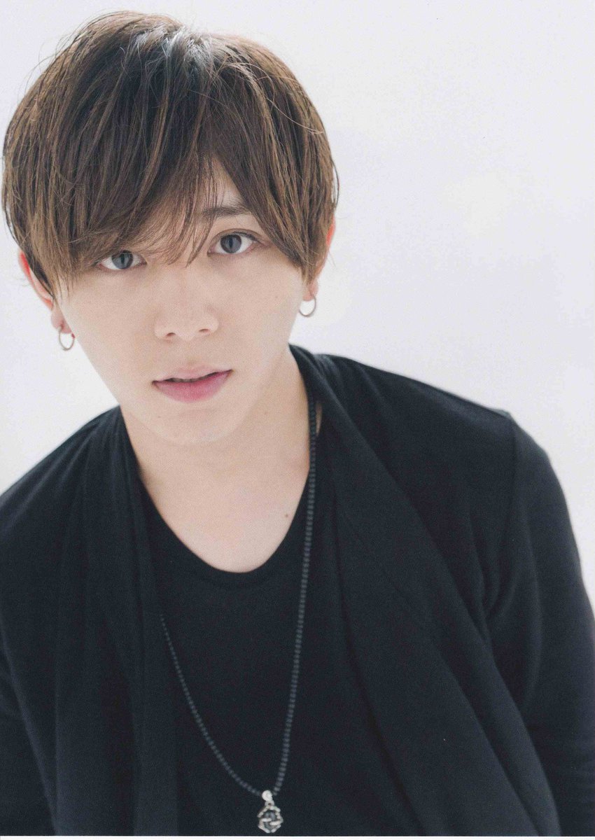 山田涼介の髪型|最新のパーマ&ショート ...