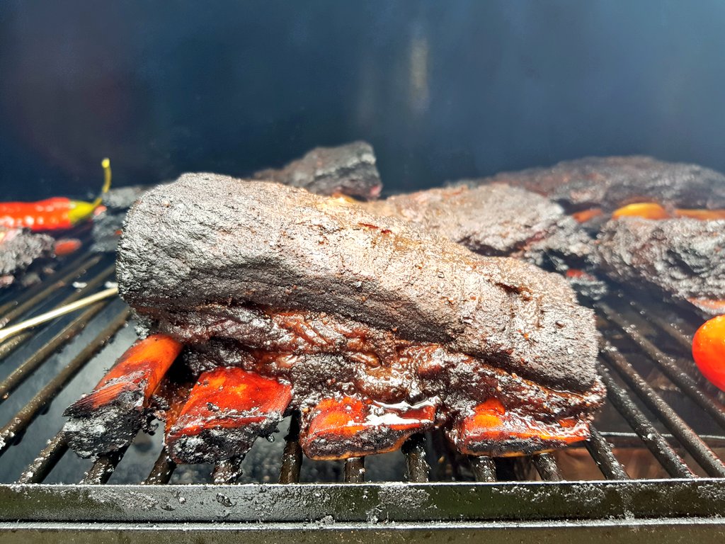 diningdevon's tweet photo. Oh my goodness... dirty #braai food @DeerParkDevon style with @thechefsforum. Anothet fantastic outdoor space for an event. #outdoorcooking #kitchengarden #deerparkhotel #devon #devonfood #thechefsforum https://t.co/FPpQq8H3Km