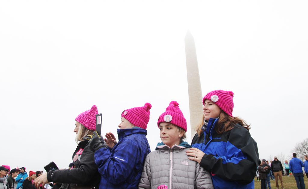 NewsHourExtra's tweet photo. Class activity via @NewsHour Extra:

On #ConstitutionDay, ask your students: How important is the Constitution in our lives today? 

What aspects of the Constitution do these images share? Can you think of more examples where the #Constitution plays a key role? #sschat #hsgovchat https://t.co/hBxSJpx0dE