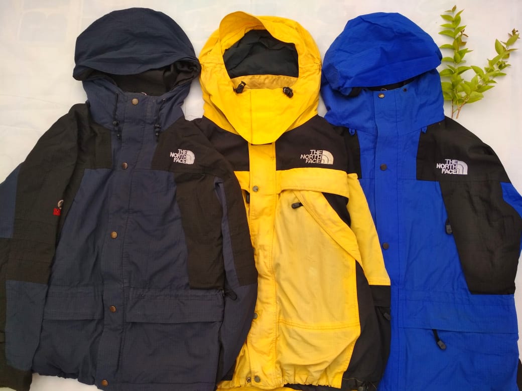 Barangkali minat, Jacket TNF kondisi dan harga dm aja..trims