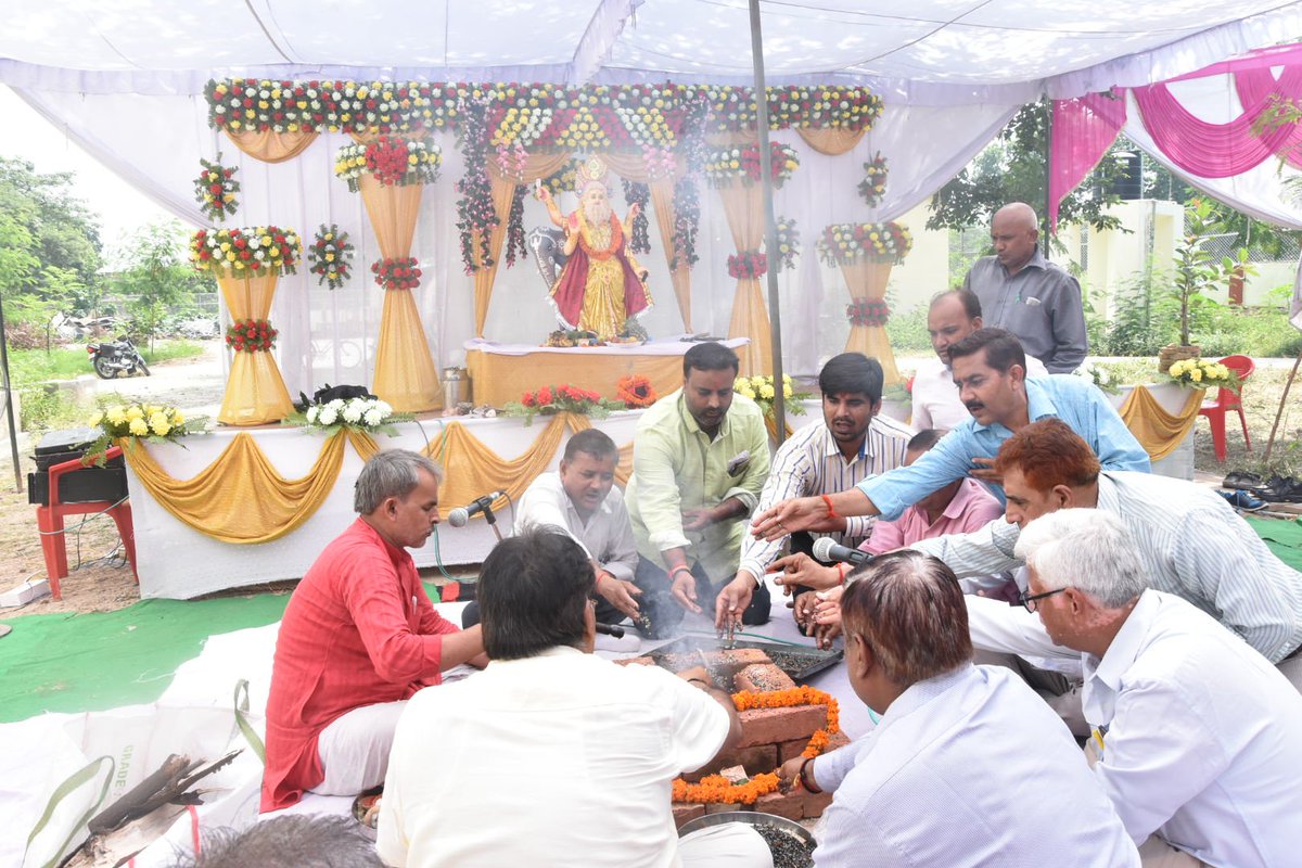 VC-BHU tweet media