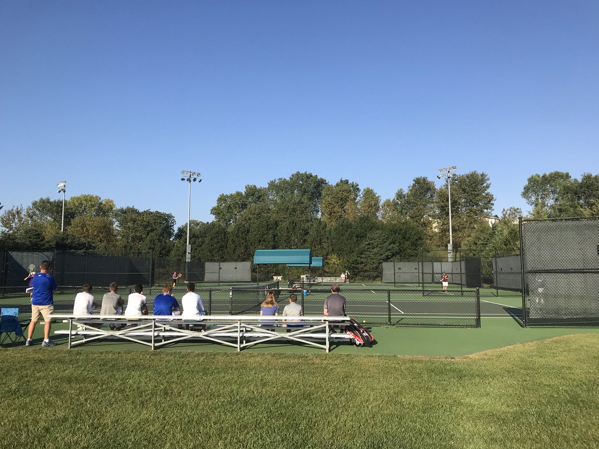 Columbus_Tennis's tweet photo. Discoverers Tennis in action at the Papillion Invite. #alreadyhot https://t.co/RycodPlVCZ